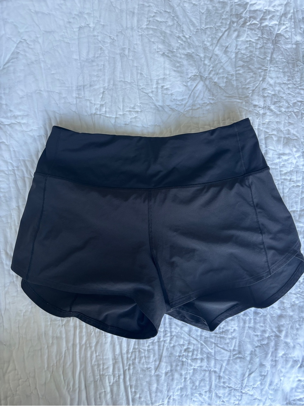 lululemon athletica Black high rise 4” speed up shorts